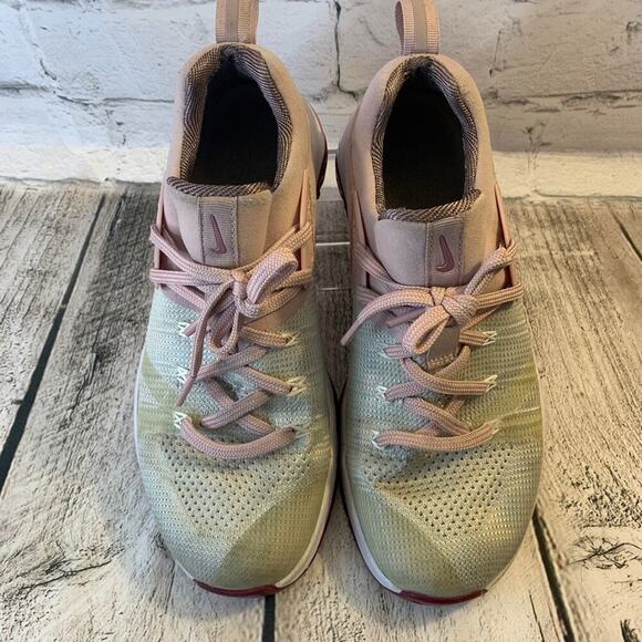 NIKE Women’s MetCon FlyKnit 3 Pink Sneakers / Size: 8.5 - Picture 2 of 13